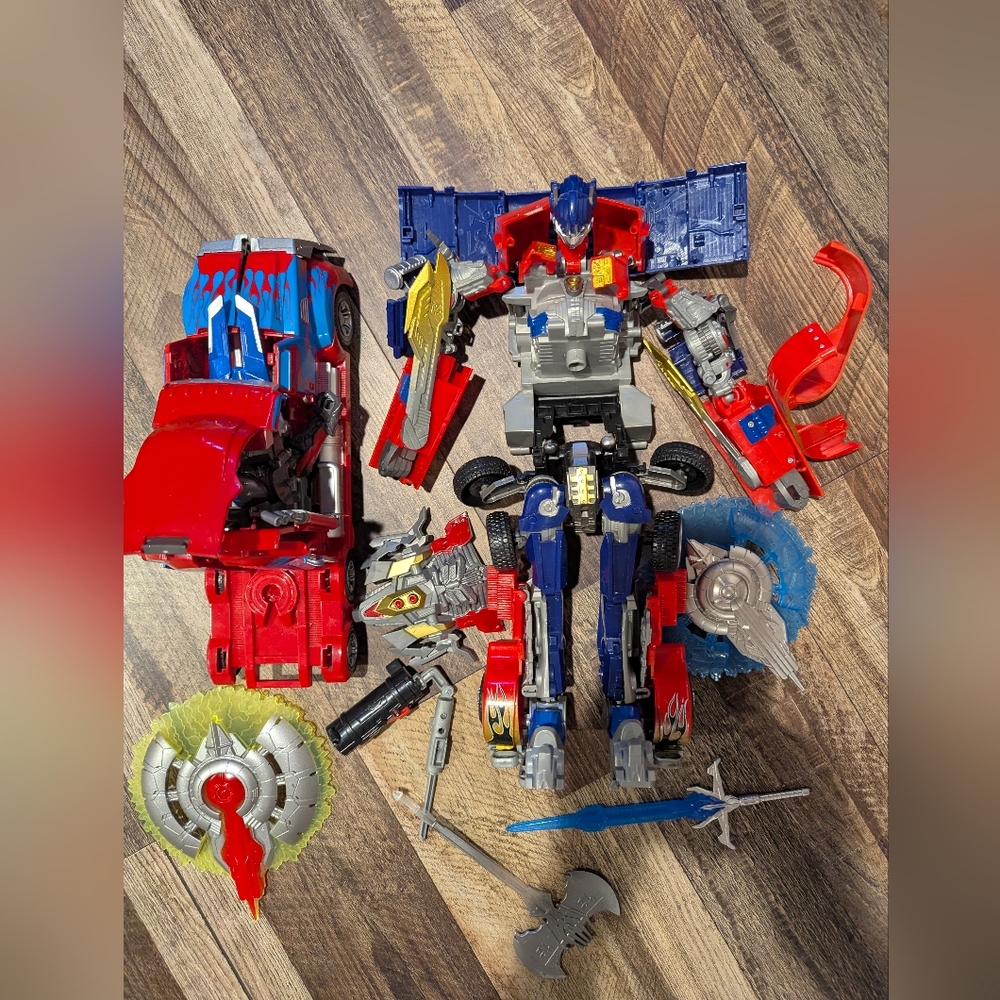 Transformer - Age Of Extinction - 2 Sets Of Transformers